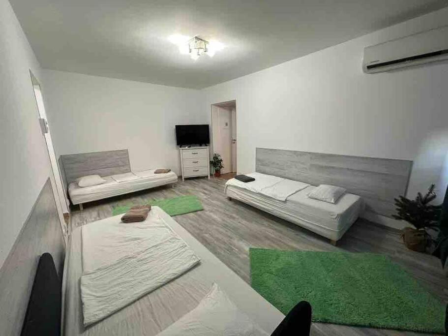 24 Ior By Green Apartments Bucureşti Ngoại thất bức ảnh